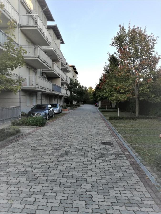 Bella Golden Beach Siofok Exterior photo
