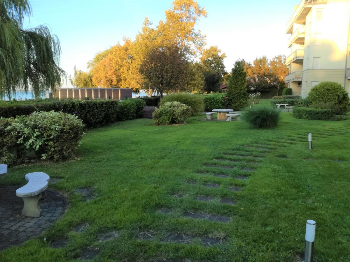 Bella Golden Beach Siofok Exterior photo